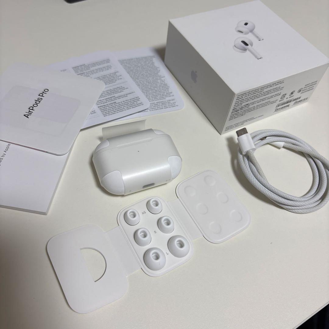 AirPods Pro 2 USB-Cモデル本体 （クリアケース付き）