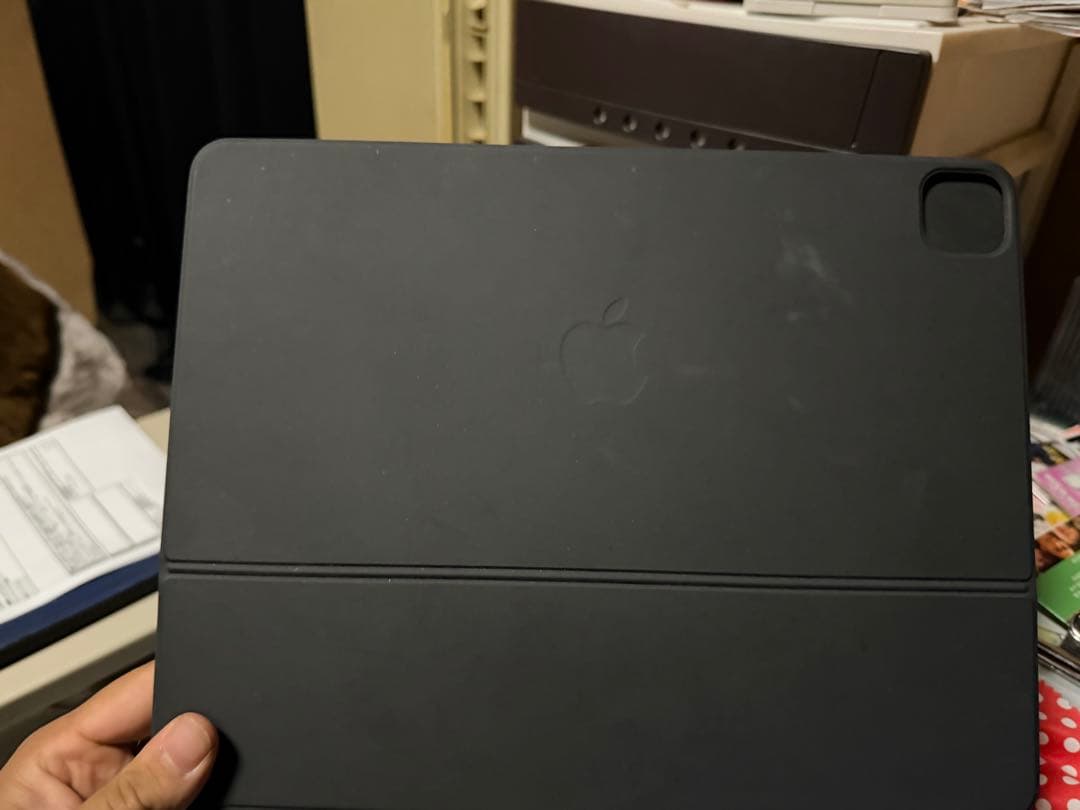 iPad Pro第5世代)スペースグレー + Magic Keyboard