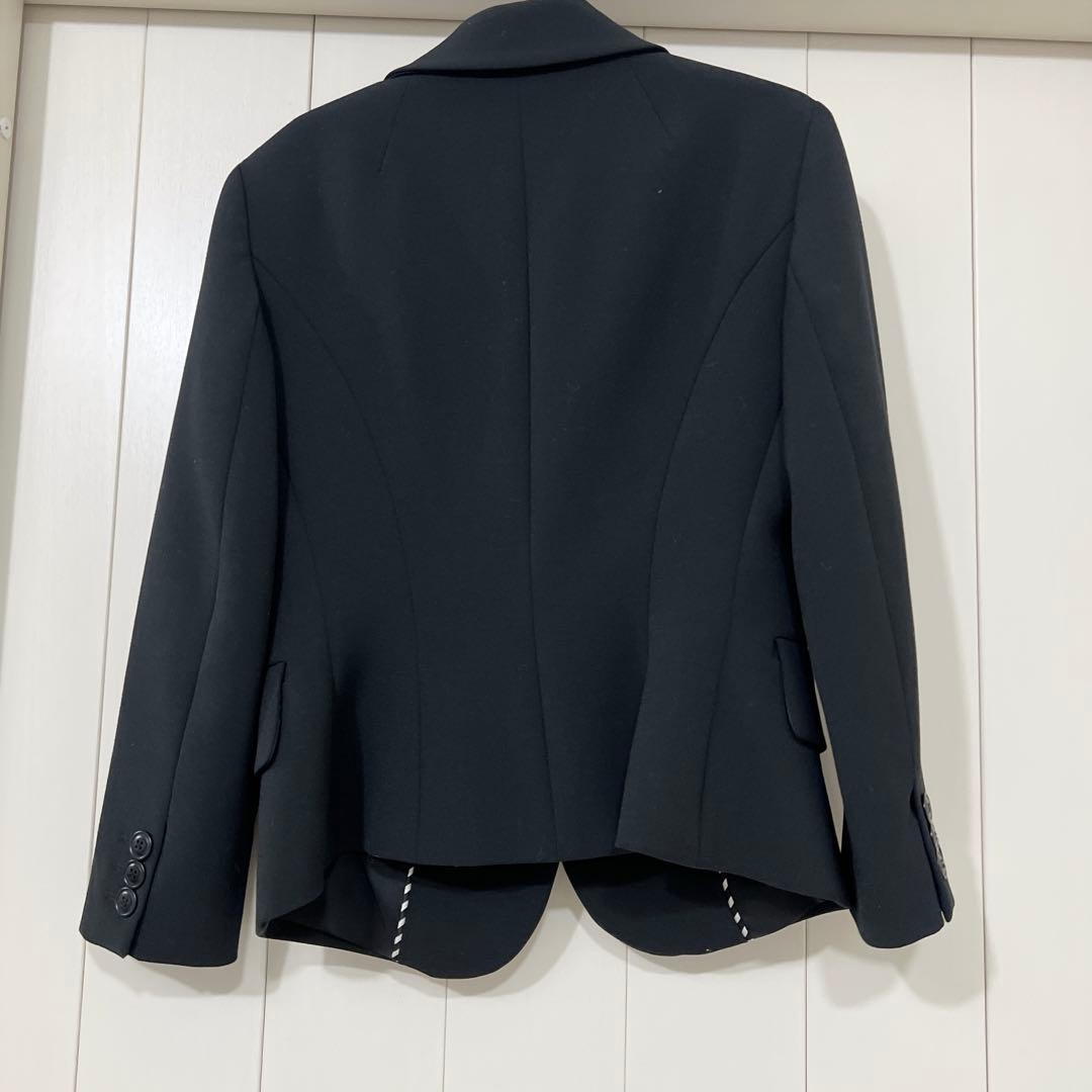 なお✨WEEKEND MaxMara テーラードジャケット ブラック M