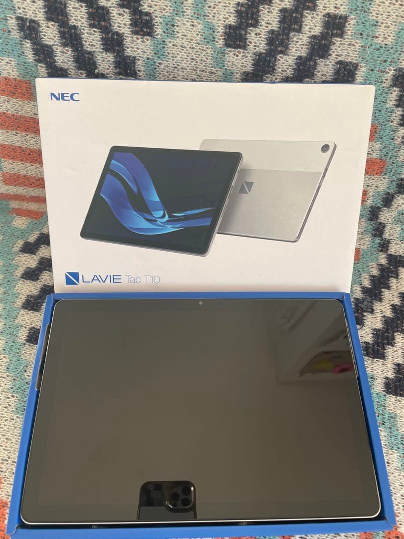 NEC LAVIE Tab T10 本体
