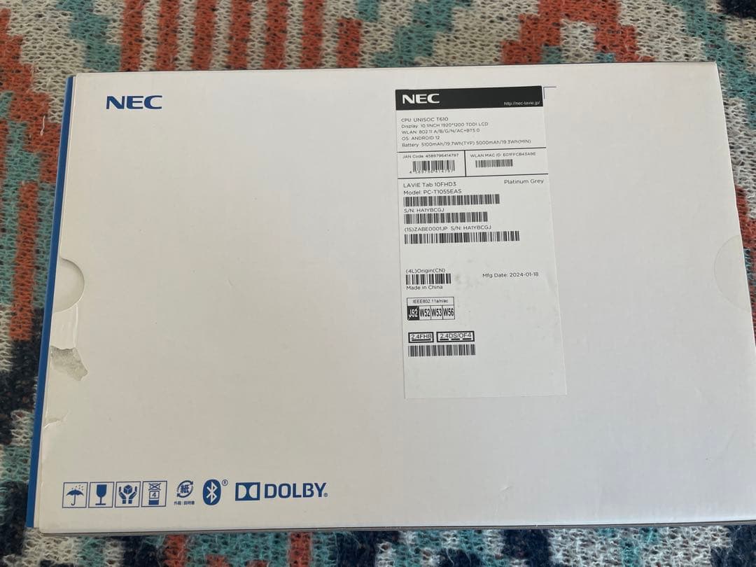 NEC LAVIE Tab T10 本体