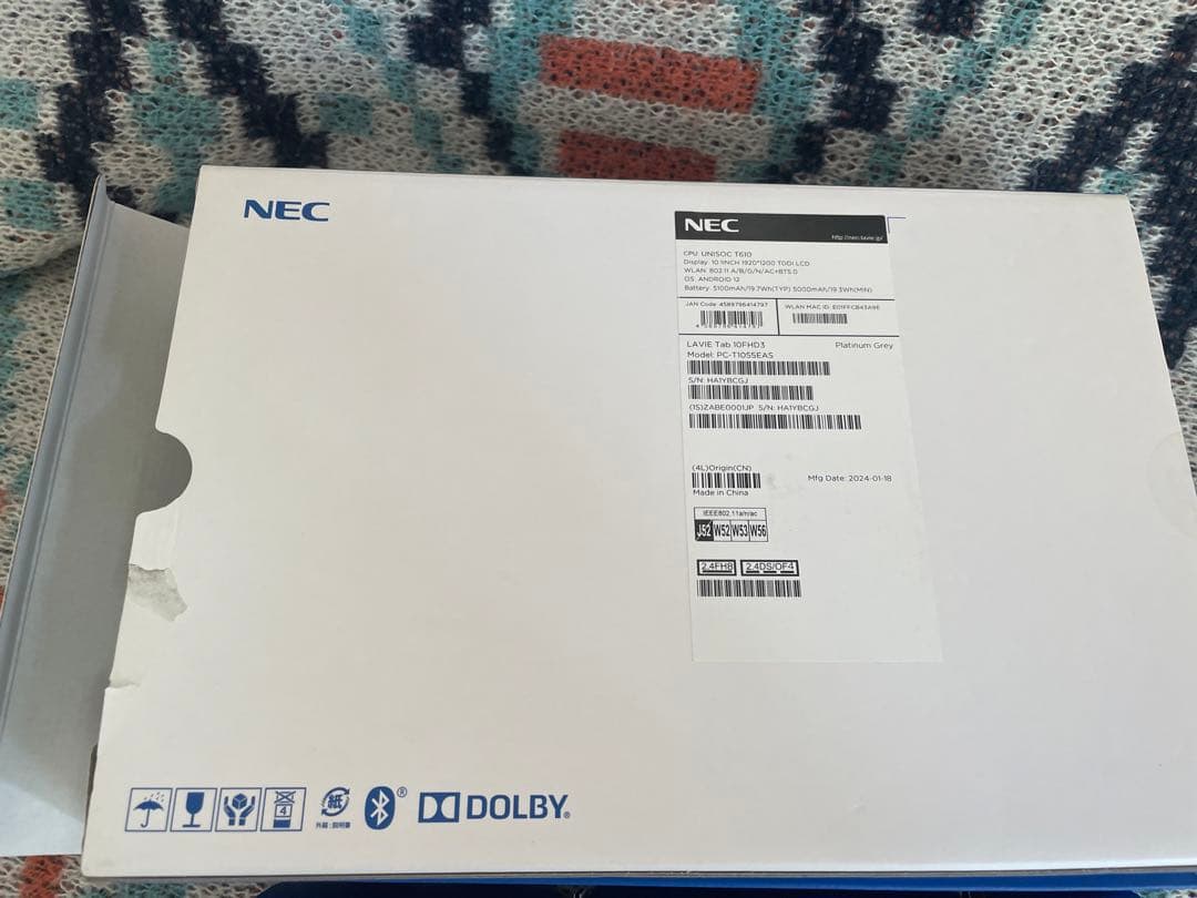 NEC LAVIE Tab T10 本体