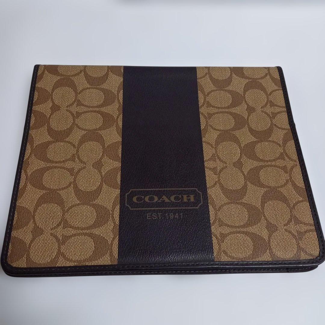 (美品) COACH iPadケース シグネチャー柄 ブラウン
