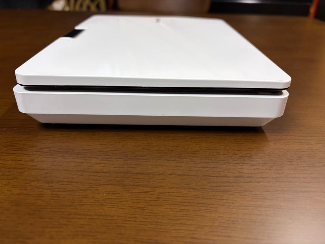 TOSHIBA REGZAポータブルDVDプレーヤー　SD-P910S 22年製