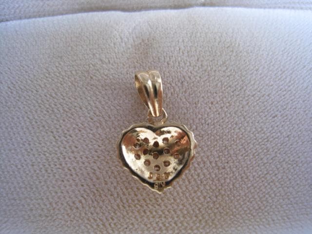 ☆素敵！きらきら輝きダイヤモンド0.23ct ハート形 k18金ペンダント 美品