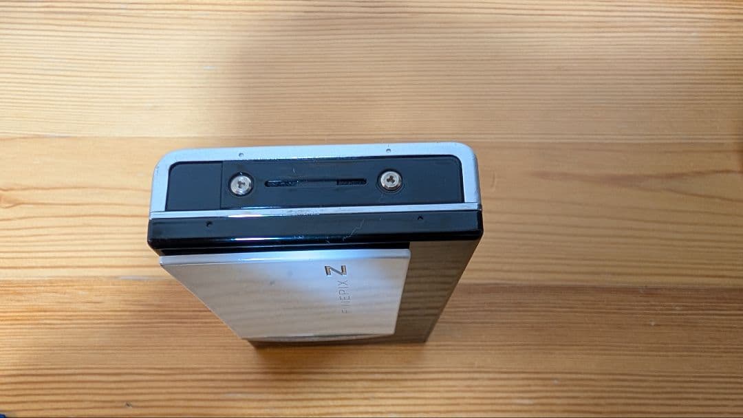 富士フイルム　デジタルカメラ FinePix Z100 fd