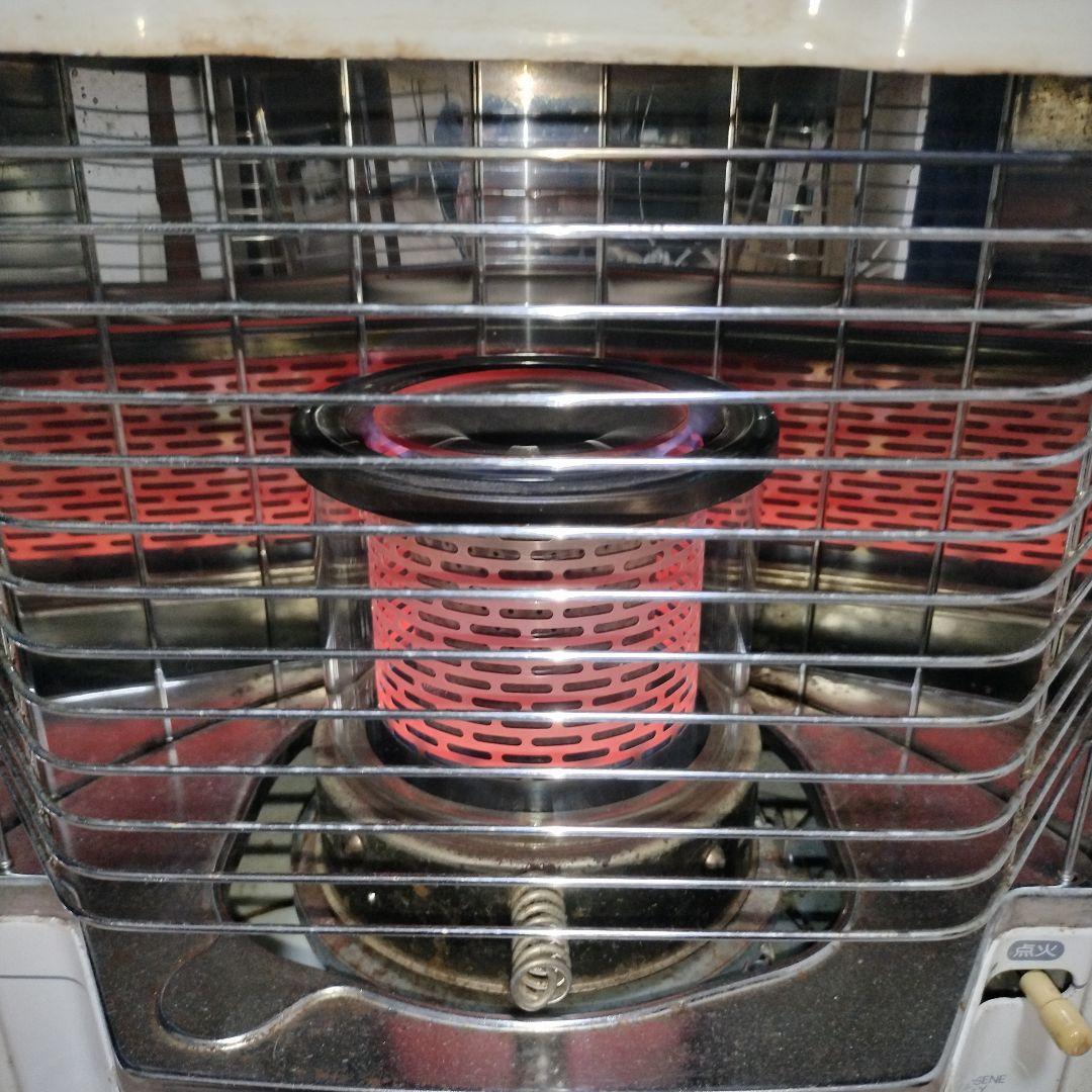 値下げ　送料無料　コロナ レトロストーブ ホワイト　　 キャンプや災害時にも活躍