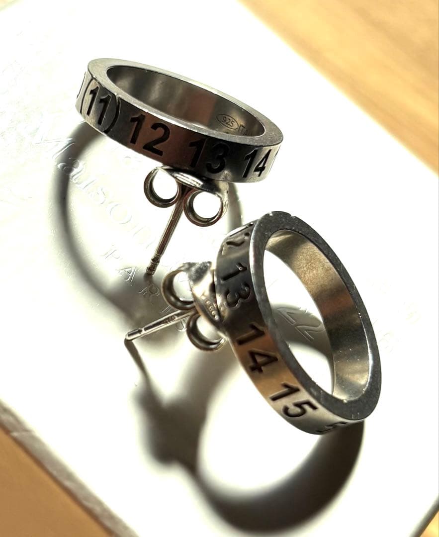 Maison Margiela メゾンマルジェラ ナンバリングピアス(両耳用)