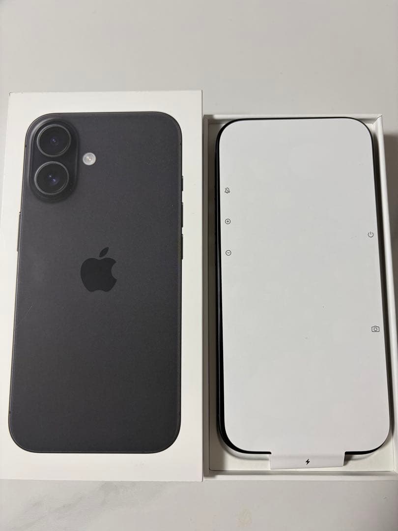 Apple iPhone 16 ブラック 本体