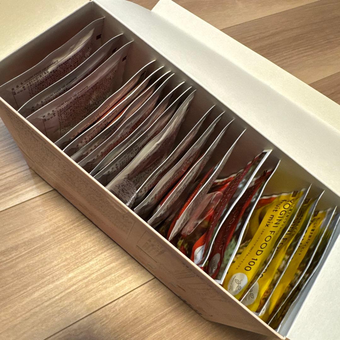 YOGINI FOOD 100 ストロベリー&フルーツミックス20袋