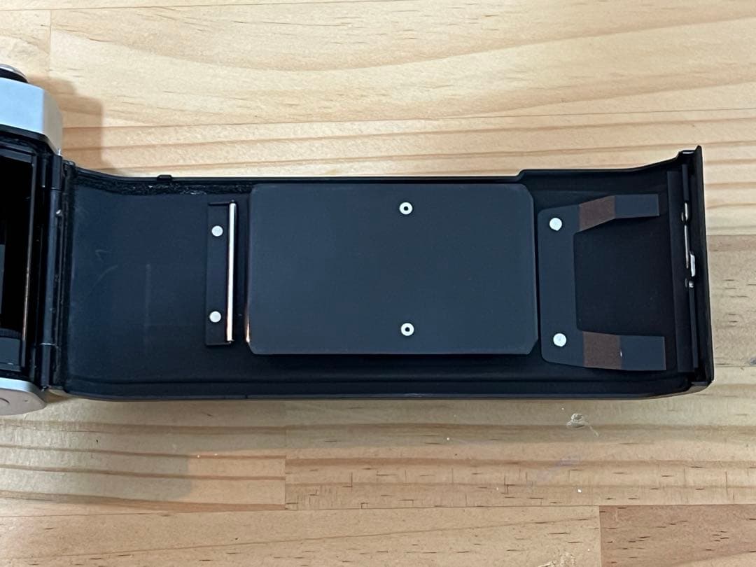 【ジャンク品】 Nikon FE2 フィルム一眼レフカメラ