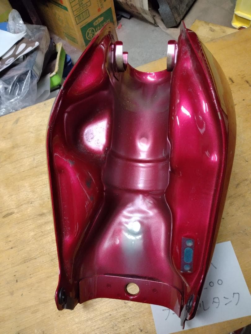 ヤマハ TW 200 フューエルタンクしゅら