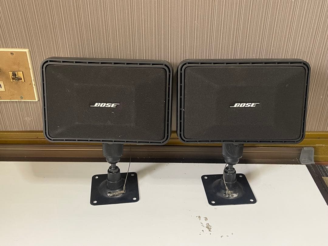BOSE ブックシェルフスピーカー 壁掛け式