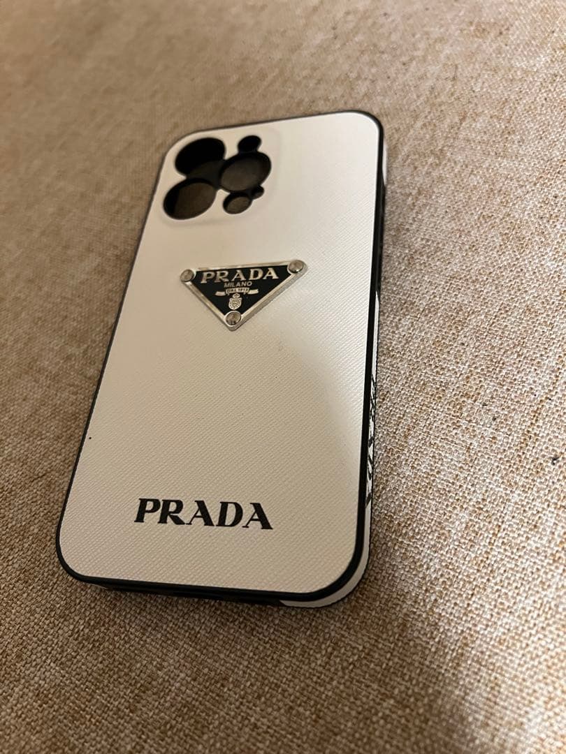 最終値下げPRADA iPhone13pro ケース ホワイト