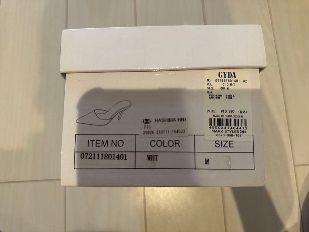 GYDA ポインテッドミュール　ホワイト