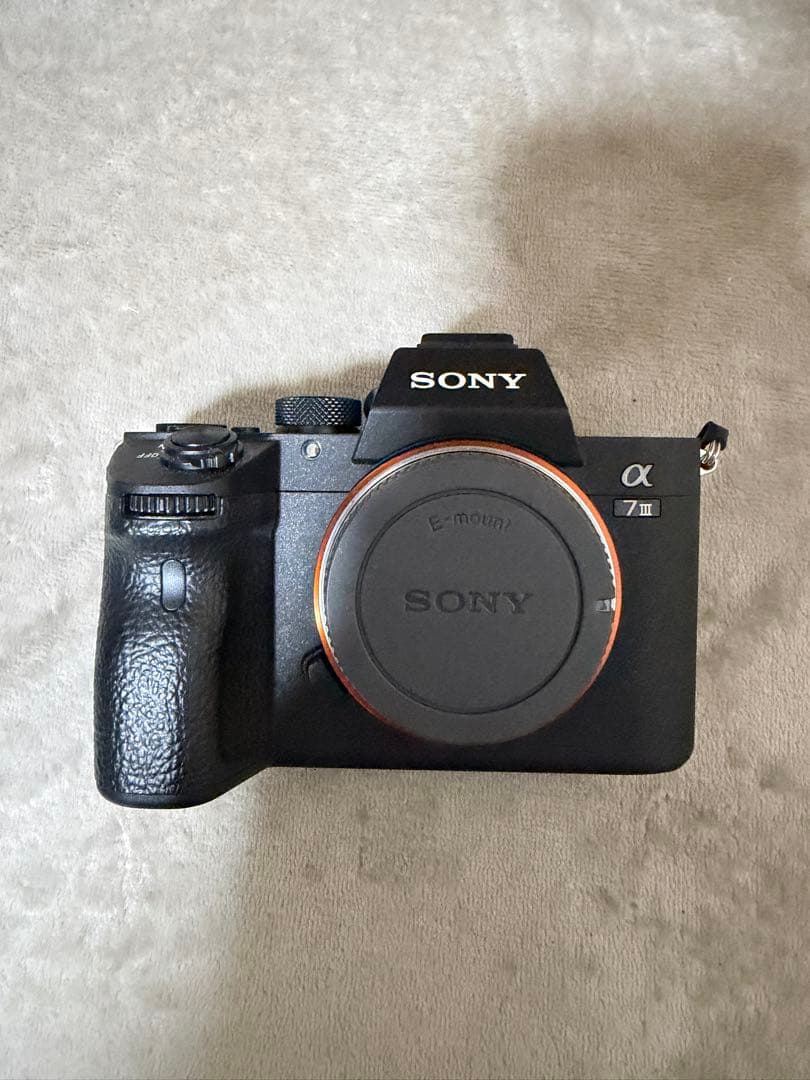 ＊期間限定で割引中＊ SONY α7III ミラーレスカメラ