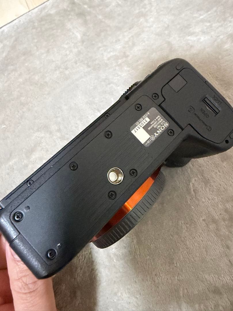 ＊期間限定で割引中＊ SONY α7III ミラーレスカメラ