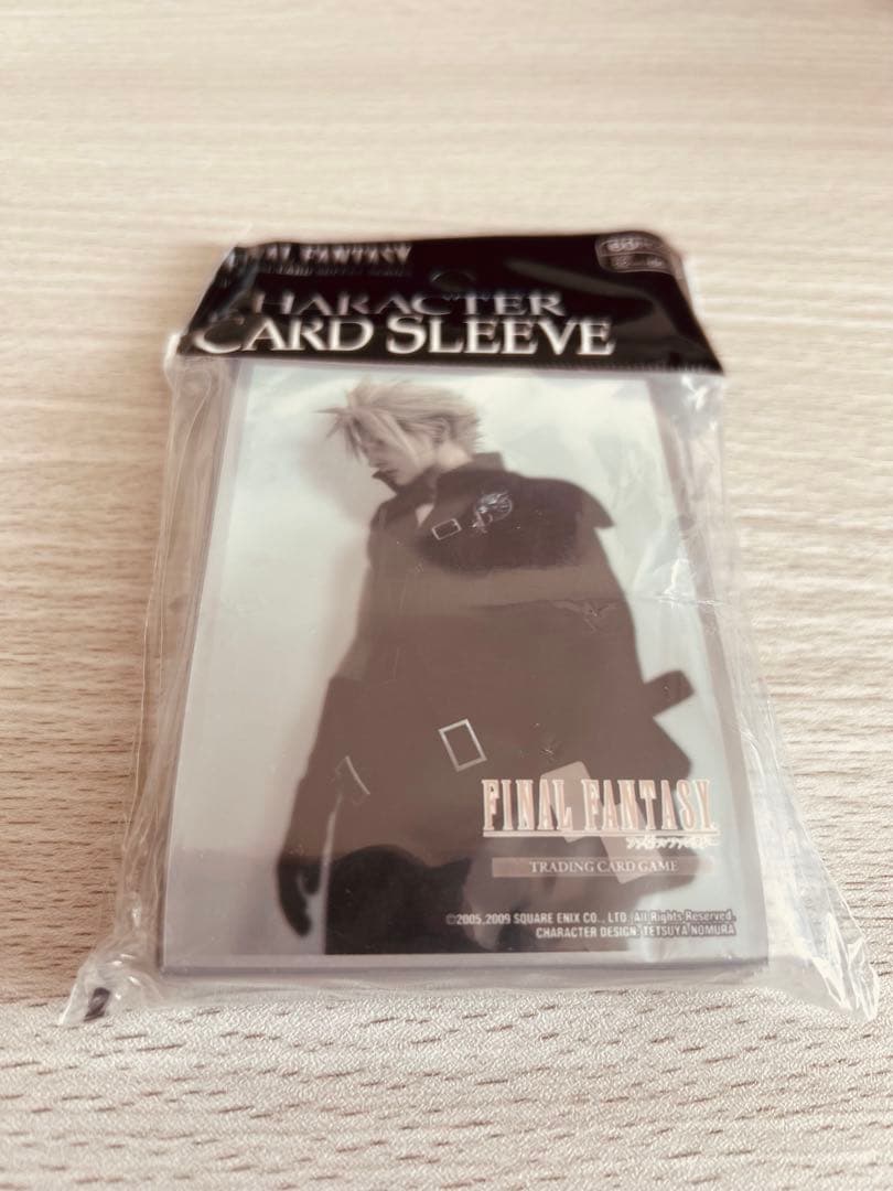 【未使用】ファイナルファンタジー キャラクターカードスリーブ クラウド