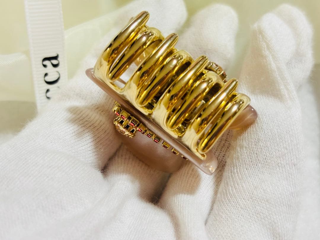 【極美品】acca クリップ　スワロフスキー　ヘアクリップ