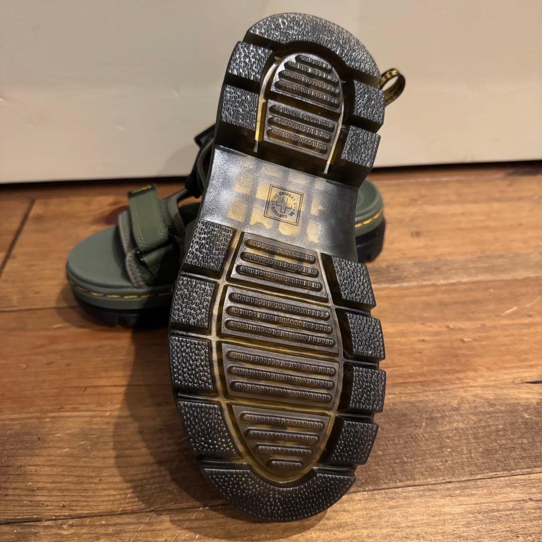 【新品未使用】Dr. Martens ドクターマーチン FORSTERサンダル