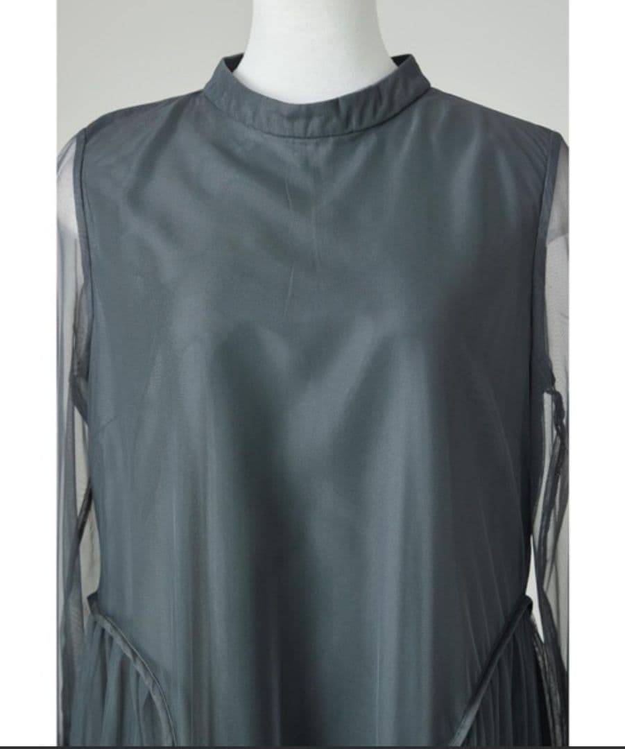 niana チュールパイピングAラインドレス