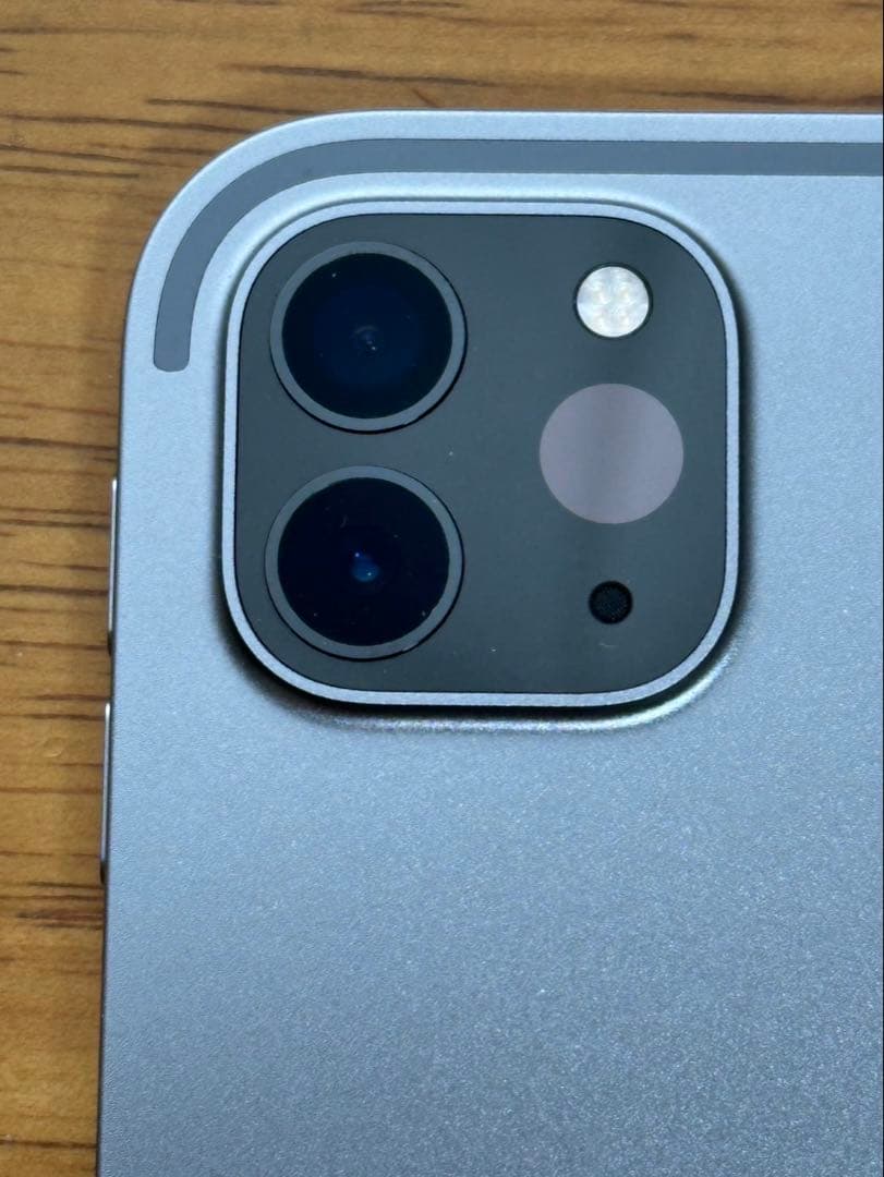 iPad Pro 11インチ　第4世代　M2チップ　128GB スペースグレー