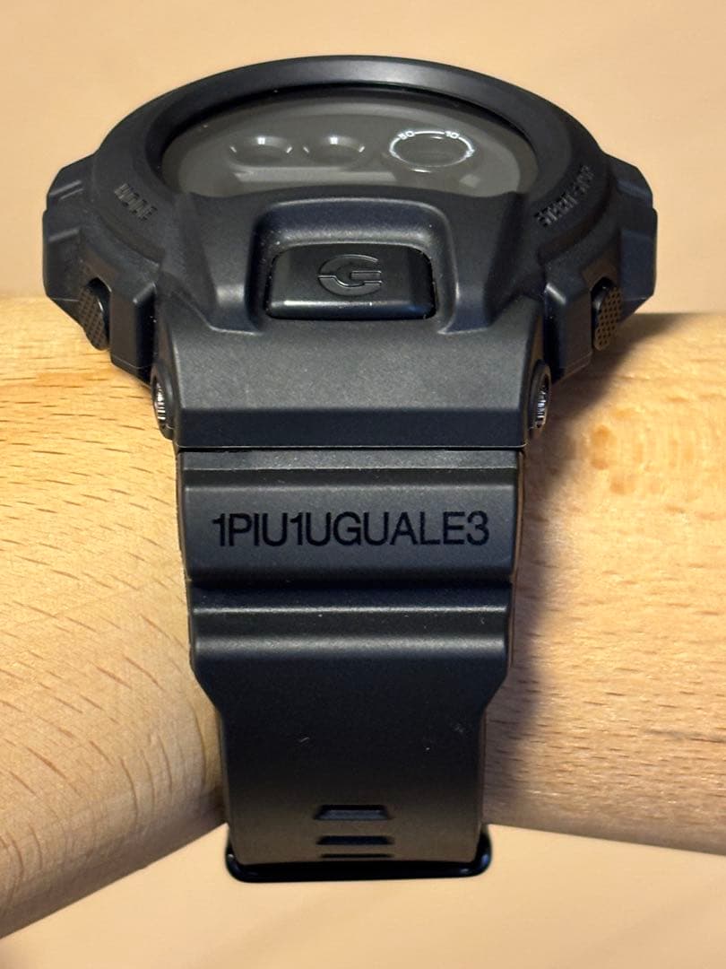 コラボ/G-SHOCK/限定/1PIU1UGUALE3/時計/GD-X6900