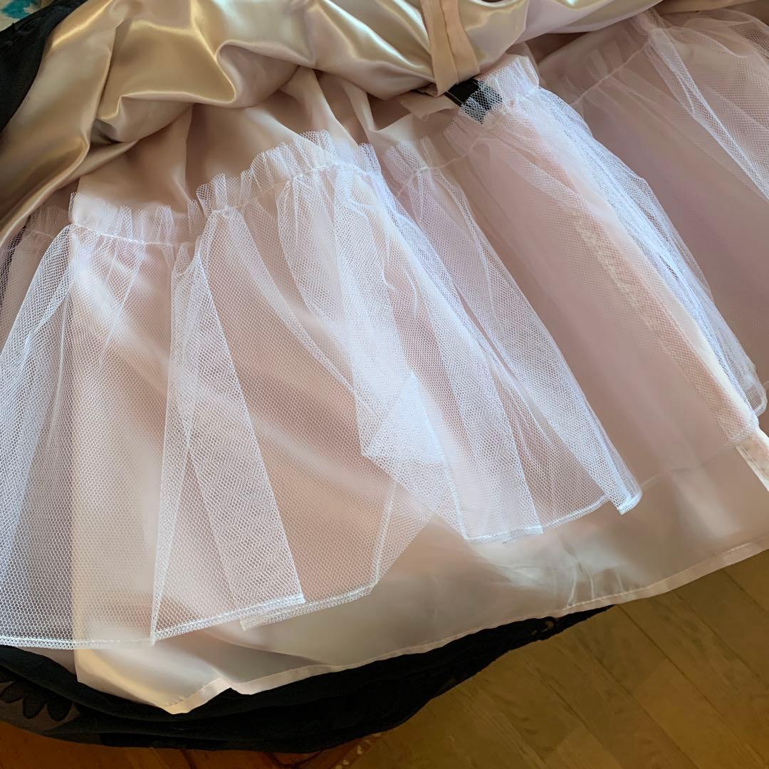 アミティス　プチプリンセス 黒とグレーの花柄ドレス　150cm