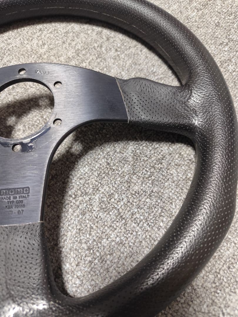 momo Competition ステアリング 340mm