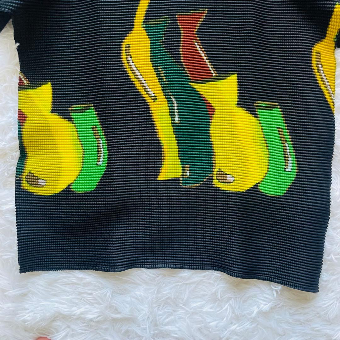 【美品】イッセイミヤケ me ミー ボトルプリント 半袖 プリーツ カットソー