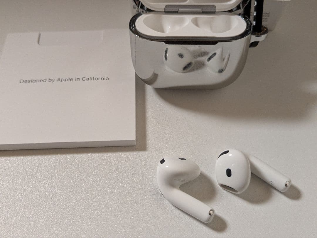 AirPods4　ノイズキャンセリング　ケース付き
