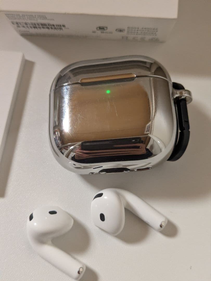 AirPods4　ノイズキャンセリング　ケース付き
