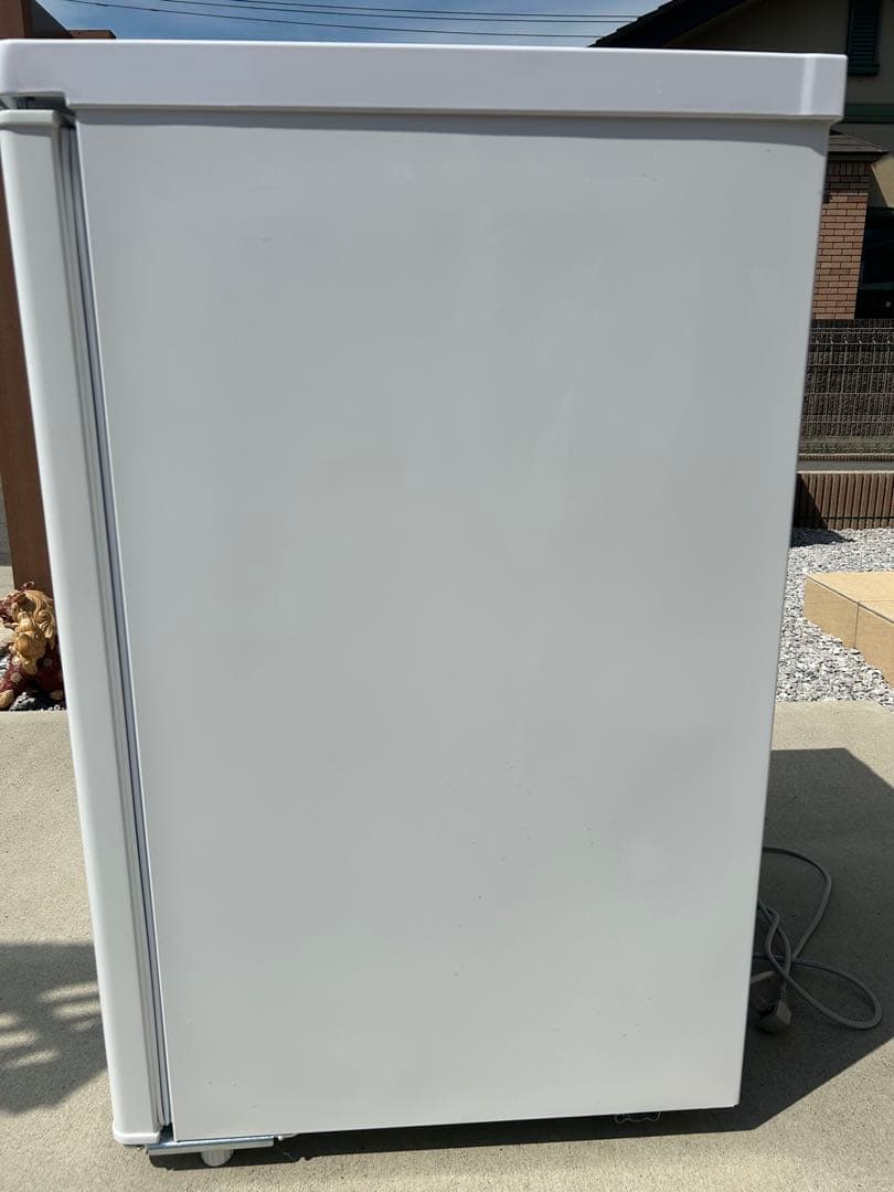 美品　YAMAZEN 冷凍庫 YF-U91　2023年製