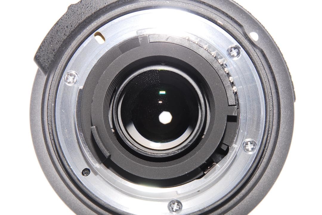 美品レンズNikon AF-S DX 18-140mm F3.5-5.6G VR