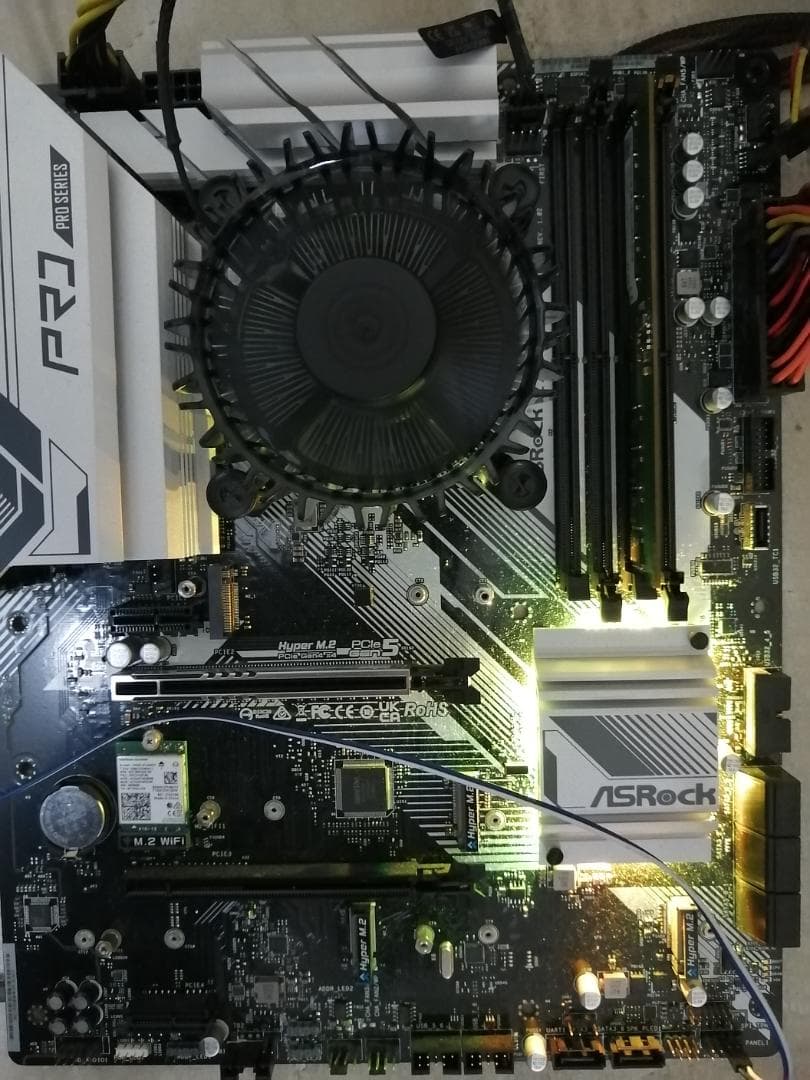 ASRock Z790 Pro RS WIFI 水冷クーラーおまけ