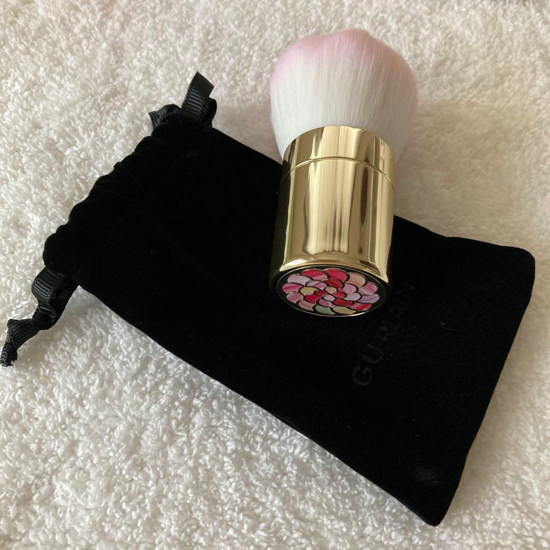 ゲラン　メテオリットビーユ02 &フェイスブラシ新品　2点