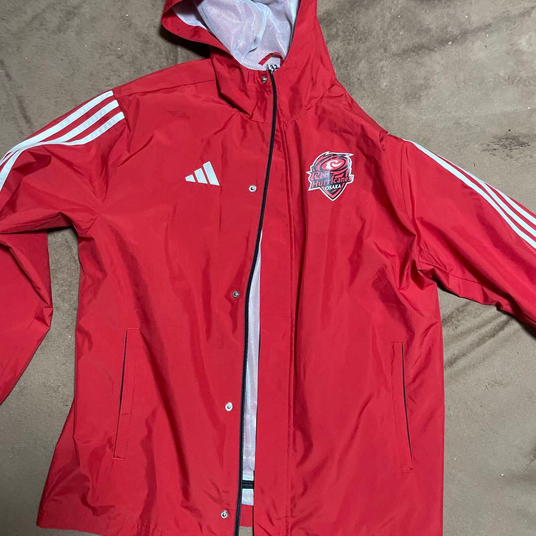 docomo red hurricanesフード付きジャケット