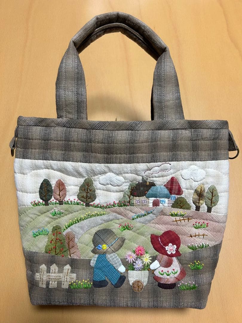 スーちゃんパッチワークバッグ　裏面ポケット付き