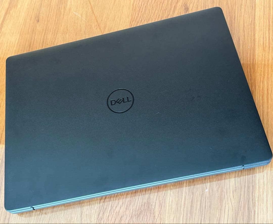 DELL ノートパソコンRyzen7 8840U 32GB