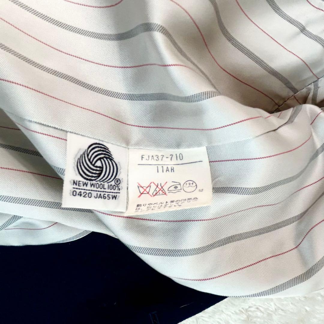 バーバリーBurberrys ジャケットダブル　金ボタン ネイビー　ワッペン　L