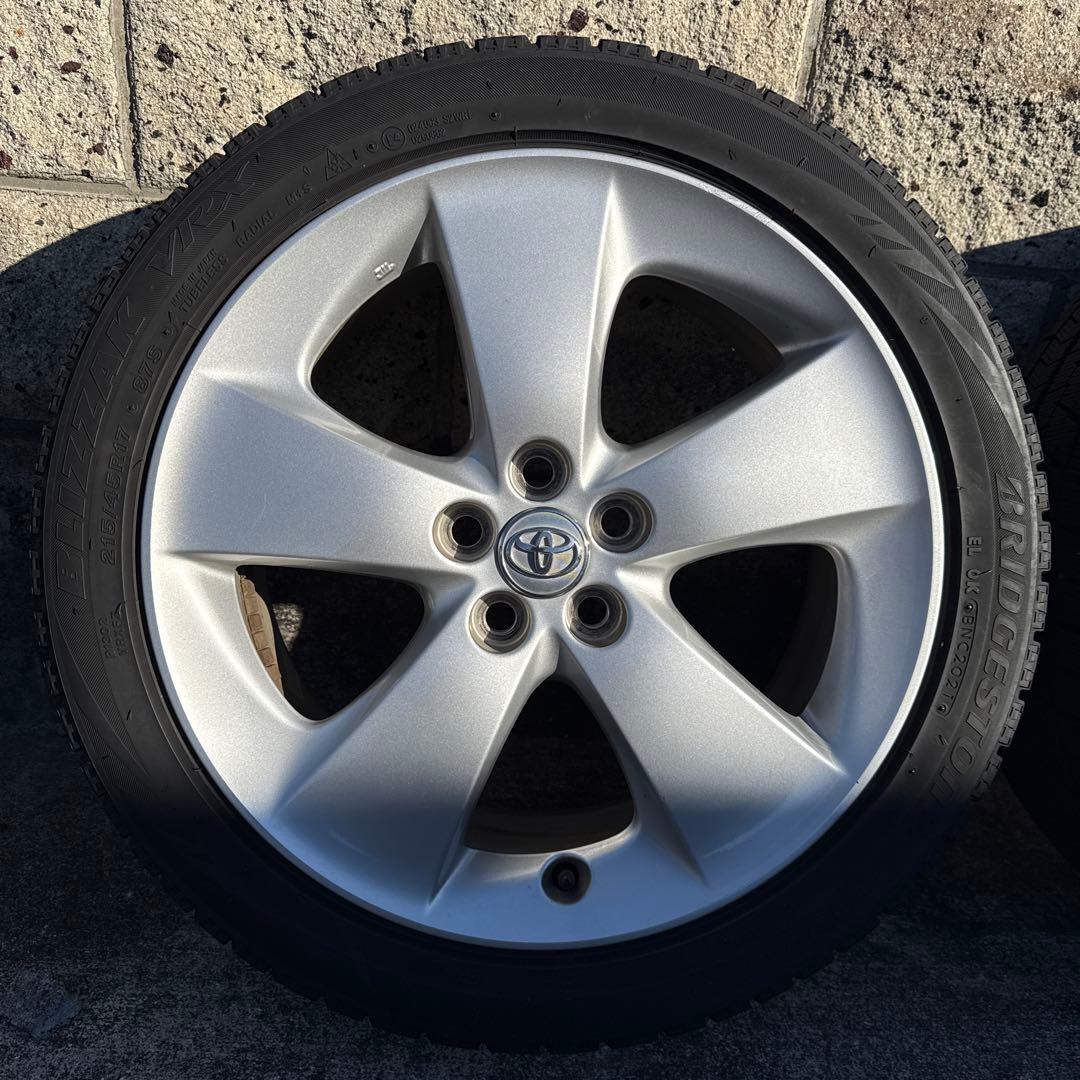 田舎ライダー　30プリウス ツーリングホイール スタッドレスタイヤ付き