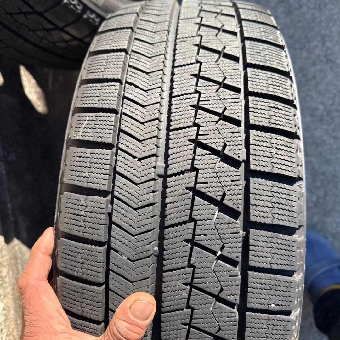 田舎ライダー　30プリウス ツーリングホイール スタッドレスタイヤ付き