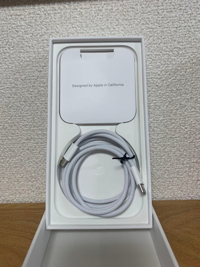 Apple iPhone 15ブラック 本体 128GB ジャンク品