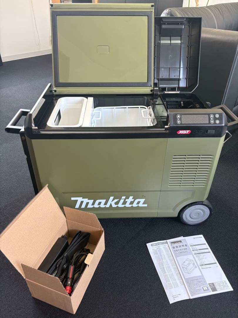 Makita CW004G 充電式保冷温庫