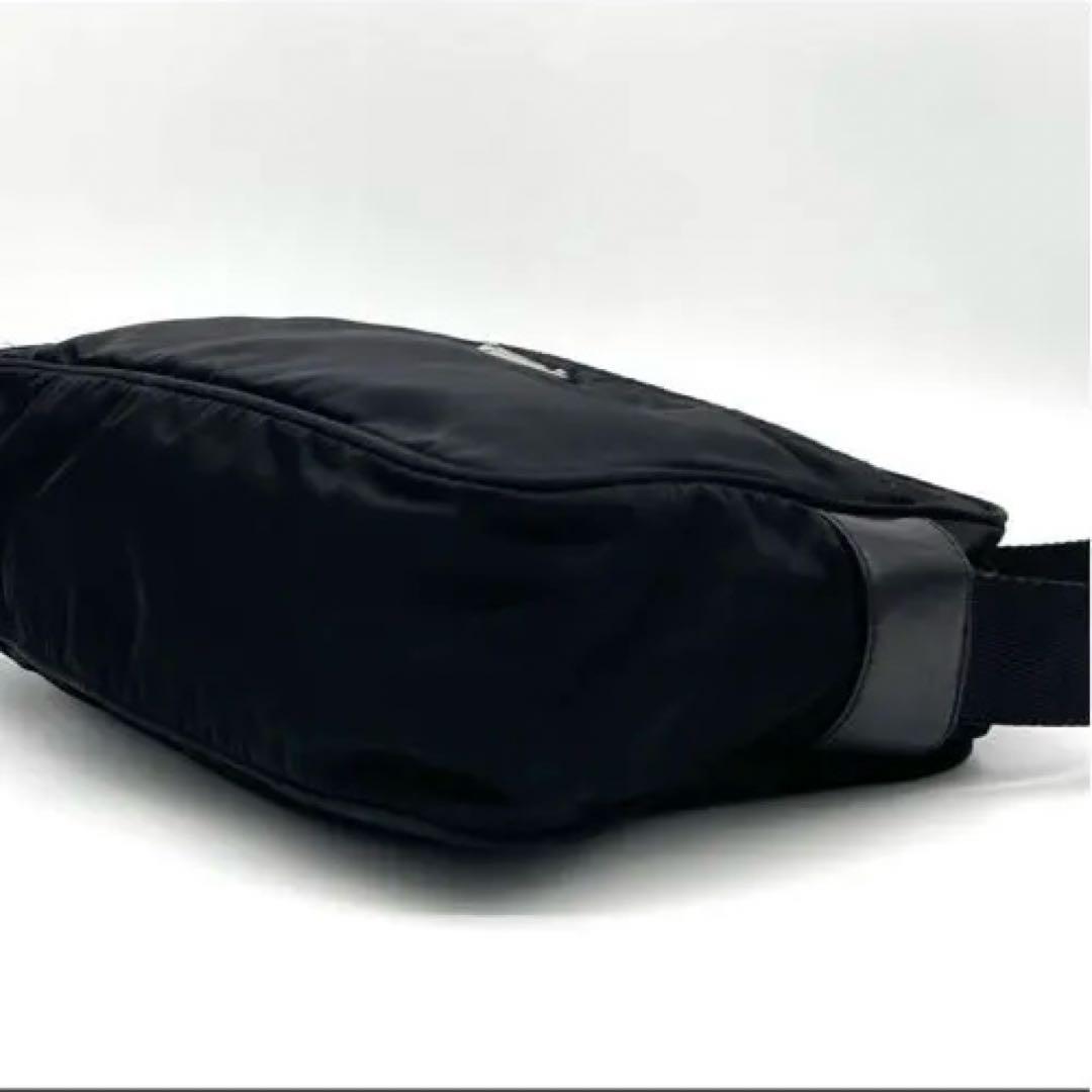 PRADA テスートナイロン レザー カメラバッグ ショルダーバッグ /495