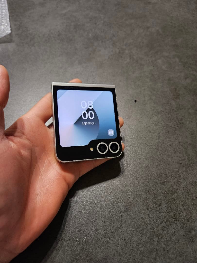 ゲリラ割　Galaxy　FLiP6　SIMフリー　残債なし　国内版　256ギガ