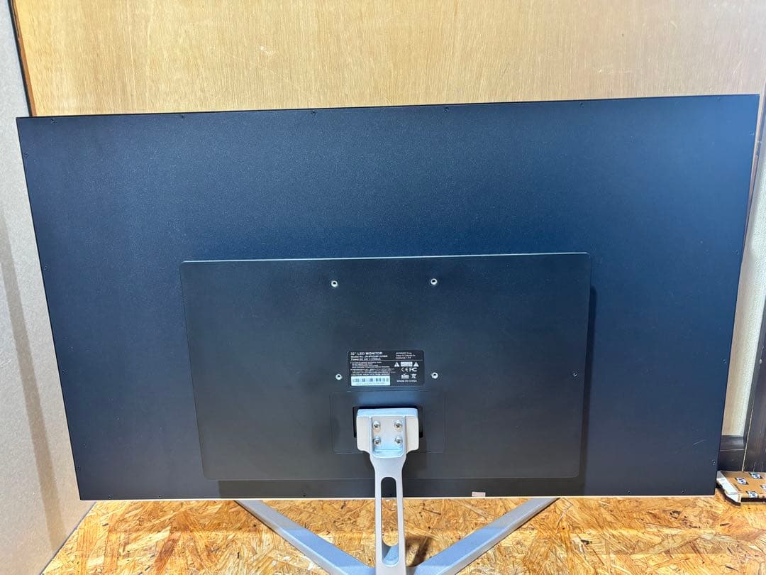 32型 モニター UHD JN-IPS320FLUHDR JAPANNEXT