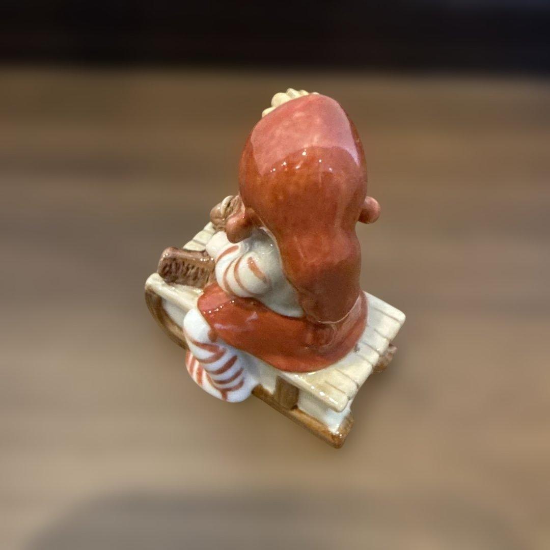ロイヤルコペンハーゲン 置物 PIXIE WITH SLEIGH シリーズ
