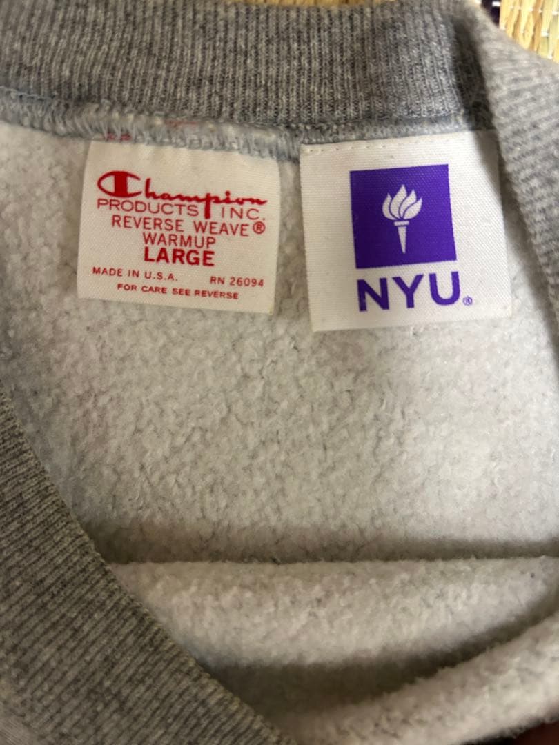 Champion リバースウィーブ NYU カレッジロゴ スウェット グレー