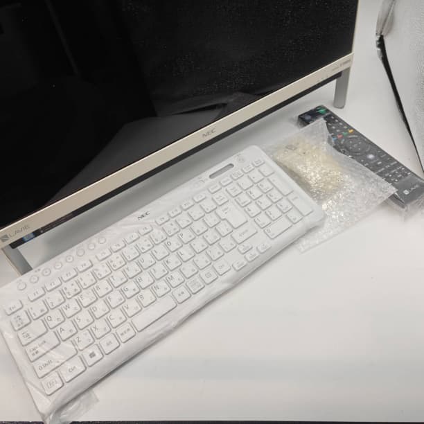 SSD1TB フルHD 一体型デスクトップ NEC i7-7 16GB オフィス